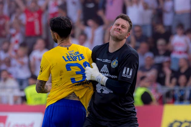 Würzburg, Germany 01 June 2026 Relegation 3 Liga 2025 2026 second leg FC Würzburger Kickers vs 1 FC Lok Leipzig In the picture from left Filip Kusic 1 FC and goalkeeper Andreas Naumann 1 FC are unhappy after conceding the goal to 2 1 DFL DFB regulations prohibit any use of photographs as image sequences and or quasi video AKON Arena Bayern Copyright: xFotostandx xSchäferx