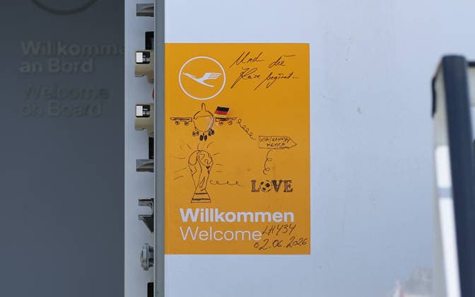 02 06 2026, Football DFB national team, Departure of the German national football team from Frankfurt Airport with Lufthansa plane LH 434 to the 2026 World Cup in the USA to Chicago, v l , Welcome sign with the inscription And the journey begins on the plane DFL DFB REGULATIONS PROHIBIT ANY USE OF PHOTOGRAPHS AS IMAGE SEQUENCES AND OR QUASI VIDEO xdcx Copyright: HMBxMedia Claus