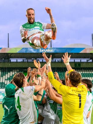 02 06 2026 Soccer Season 2025 2026 Relegation Oberliga Bayern Bayernliga Regionalliga SpVgg Greuther Fürth II ASV Cham xwoxzix Team Team celebrates Daniel Adlung 10, SpVgg Greuther Fürth II
