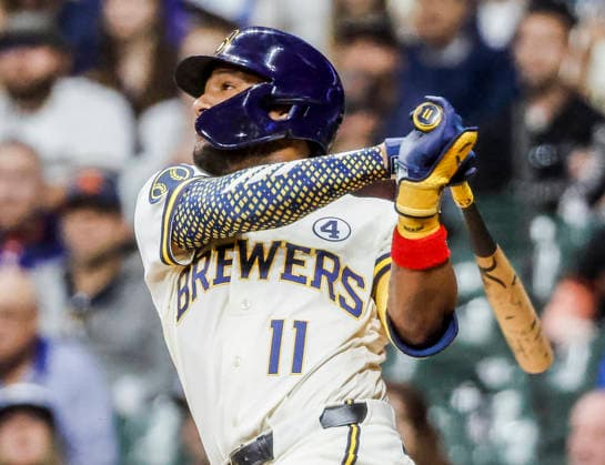 Milwaukee Brewers left fielder Jackson Chourio hits and RBI double in the eighth inning of the MLB, Baseball Herren, USA game between the San Francisco Giants and the Milwaukee Brewers at American Family Field in Milwaukee, Wisconsin on Tuesday, June 2, 2026. The Brewers defeated the Giants 8-3.  MIL202606022837 TANNENxMAURY