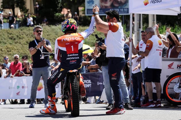 June 3, 2026, Piera, Barcelona, Spain: Toni Bou of trial rider during his attempt to break the Guinness World Record at Rotonda Toni Bou on June 03, 2026 in Piera, Barcelona, Spain. Toni Bou Guinness World Record Attempt  - ZUMAa181 20260603_zaa_a181_084 Copyright: xJavierxBorregox