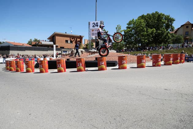 June 3, 2026, Piera, Barcelona, Spain: Toni Bou of trial rider during his attempt to break the Guinness World Record at Rotonda Toni Bou on June 03, 2026 in Piera, Barcelona, Spain. Piera Spain - ZUMAa181 20260603_zaa_a181_095 Copyright: xJavierxBorregox