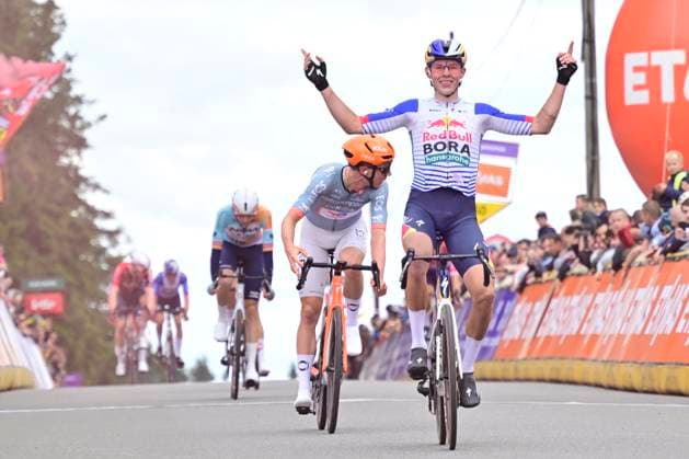 Tour de Wallonie 2026 Stage 3 VAUX-SUR-SÛRE, BELGIUM - JUNE 03 : Pithie Laurence (NZL) of Red Bull BORA Hansgrohe celebrates the win during stage 3 of the 47th edition of Ethias Tour de Wallonie an UCI ProSeries 2.Pro cycling road race stage for Men Elite of 176.9 km with start in Habay and finish in Vaux-sur-Sûre on June 3, 2026 in Vaux-sur-Sûre, Belgium, 03 06 2026 ( Motordriver Pieter Van Herzele - Vaux-sur-Sûre Belgium  Copyright: xSesx