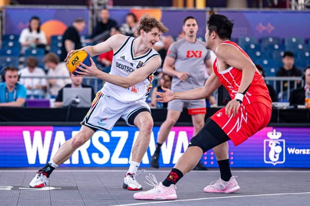 Basketball, FIBA 3x3 WM in Warschau, Männer, Deutschland - China #2 Warszawa 03.06.2026. 3x3 Basketball World Cup Day 3 in Warsaw, Poland. Germany - China match --- Mistrzostwa Swiata w koszykowce 3x3 Dzien 3 w Warszawie. Mecz Niemcy - Chiny Persons Shown : Niklas Kropp Xingrui Wu Fot. Kai Taller Arena Akcji NEWSPIX.PL --- newspix.pl 