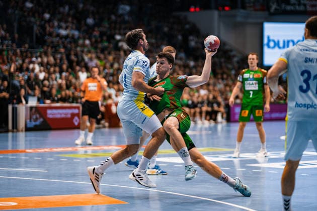 Germany HBL DAIKIN Handball Bundesliga 2025 2026, Matchday 33 SC Magdeburg vs VfL Gummersbach GETEC Arena Magdeburg Elvar Örn Jonsson SC Magdeburg, 19 on the ball Copyright: xTomxLauruschkatx