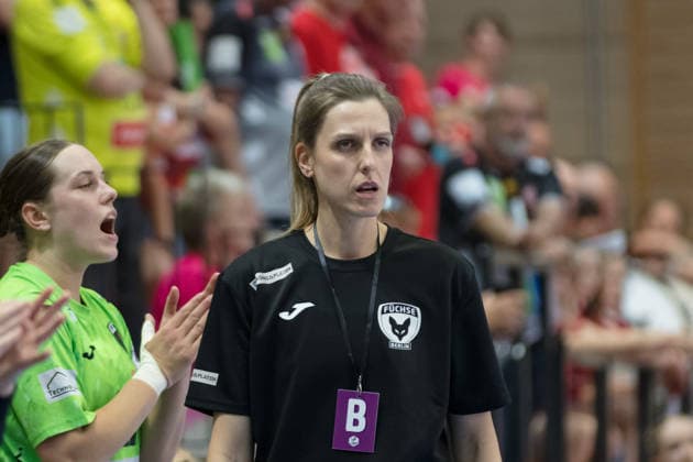 Coach Susann Müller Berlin , SV Union Halle Neustadt vs Füchse Berlin, Spreefüxxe, Handball Bundesliga Frauen, Relegation, First leg, Season 2025 26, 03 06 2026 Halle SWH Arena Sachsen Anhalt Germany
