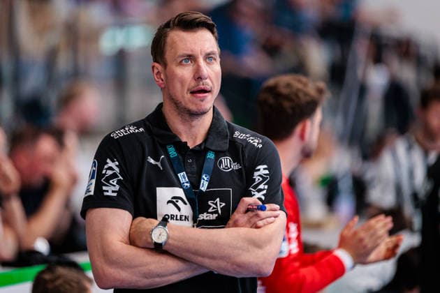 Filip Jicha THW Kiel, Coach is disappointed GER, GWD Minden vs THW Kiel, Handball, 1 Bundesliga, Matchday 33, Season 2025 2026, 03 06 2026 GER, GWD Minden vs THW Kiel, Handball, 1 Bundesliga, Matchday 33, Season 2025 2026, 03 06 2026 Minden Copyright: xEibner-Pressefoto JanxRollingerx EP_JSK