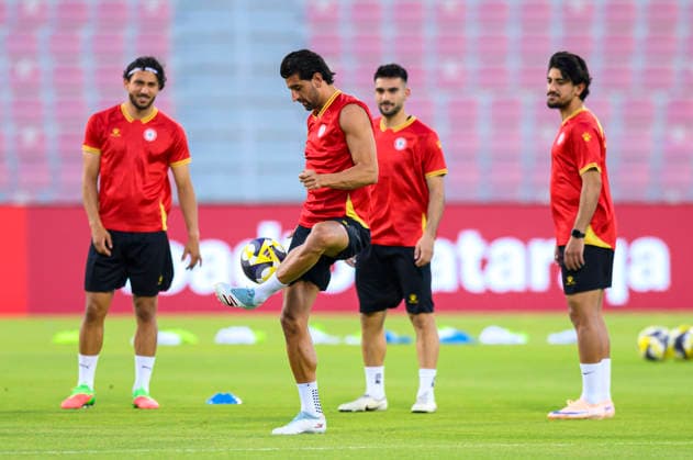 Lebanon team press conference, PK, Pressekonferenz and Training Lebanon national team, Nationalteam players warm up during a training session at Grand Hamad Stadium in Doha, Qatar, on June 3, 2026, on the eve of their AFC Asian Cup Saudi Arabia 2027 Qualifiers Group B match against Yemen. DOHA Qatar Copyright: xNOUSHADx