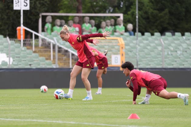 DFB U23 womens national team training Germany, 03 06 26 Soccer, DFB U23 womens national team Germany trains on 03 06 26 at Alfred Kunze Sportpark Leipzig Leutzsch Copyright: xBEAUTIFULxSPORTS JanxKaeferx