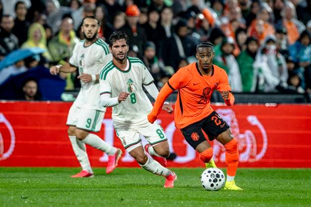ROTTERDAM lr Houssem Aouar of Algeria and Crysencio Summerville of the Netherlands during the 2026 World Cup friendly match between the Netherlands and Algeria at Stadium De Kuip on 3 June 2026 in Rotterdam, the Netherlands Photo by Stefan Koops EYE4IMAGES DeFodi Images