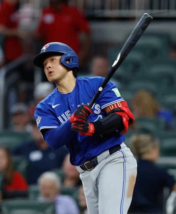 Third baseman Kazuma Okamoto 7 of the Toronto Blue Jays swings in the sixth inning against the Atlanta Braves at Truist Park on Wednesday, June 3, 2026 in Atlanta, Georgia.  ATL20260603112 MikexZarrilli