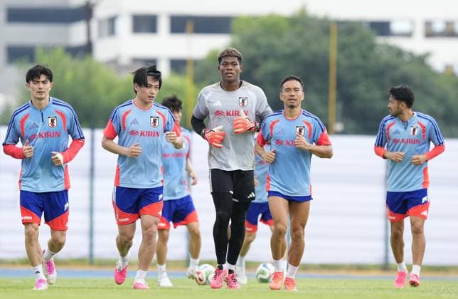 Football: Japan players train in Mexico Members of the Japan men s national football team train on June 3, 2026, during their pre-World Cup camp in Monterrey, Mexico.  A14AA0005617659P