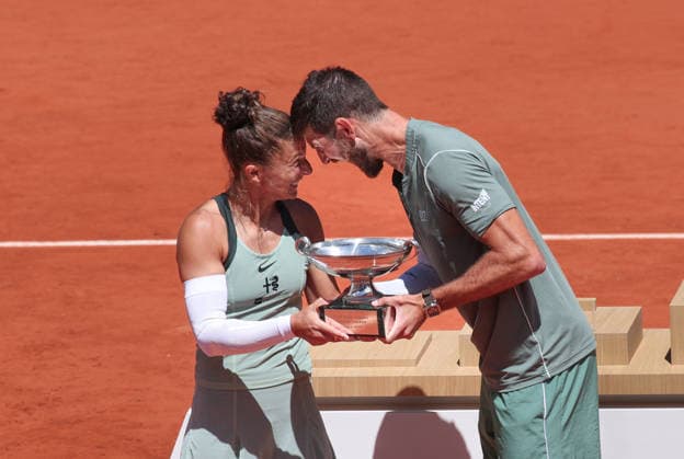Winner Sara Errani, Andrea Vavassori, Mixed Doubles, Mixed Doubles, Award Ceremony, Presentation Tennis French Open 2026 Roland Garros Paris France 4 June 2026 Copyright: xJuergenxHasenkopfx