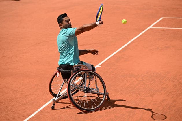 2026 French Open (Roland-Garros) - Day 12 PARIS, FRANCE - JUNE 04: Ahmet Kaplan of Turkiye and Sam Schroder of Netherlands (not seen) compete during the Men s Wheelchair Singles semifinal match at the French Open (Roland Garros) Grand Slam tennis tournament in Paris, France on June 04, 2026. Burak Akbulut Anadolu Paris France. Editorial use only. Please get in touch for any other usage.  Copyright: x2026xAnadoluxBurakxAkbulutx