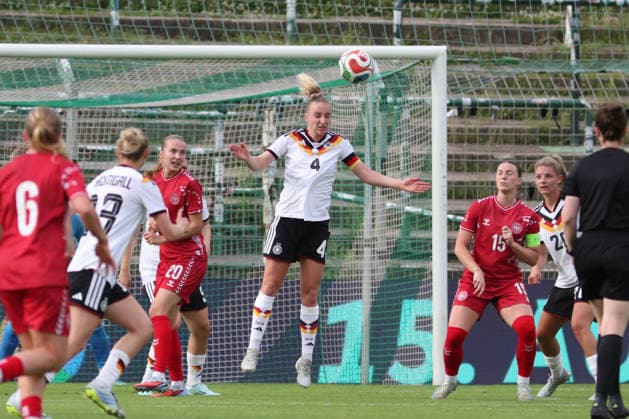 Soccer, U23 Women Germany Denmark, 04 06 26 Captain Vanessa Diehm 4, Germany U23, TSG Hoffenheim clears by head Soccer, Test match U23 Women Germany Denmark on 04 06 26 at Alfred Kunze Sportpark Leipzig Leutzsch Copyright: xBEAUTIFULxSPORTS JanxKaeferx