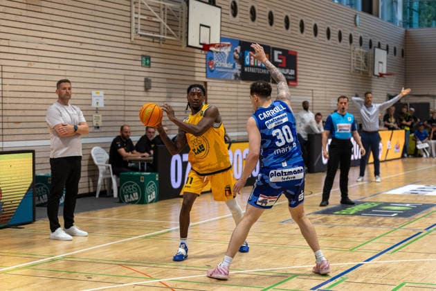 Tyrel Maurice Morgan Bozic Estriche Knights Kirchheim, 11 Jeffrey Carroll Phoenix Hagen, 30 GER, Bozic Estriche Knights Kirchheim vs Phoenix Hagen, BARMER 2 Basketball Bundesliga, Playoffs Final Game 1, Season 2025 2026, 04 06 2026 GER, Bozic Estriche Knights Kirchheim vs Phoenix Hagen, BARMER 2 Basketball Bundesliga, Playoffs Final Game 1, Season 2025 2026, 04 06 2026 Kirchheim unter Teck Copyright: xEibner-Pressefoto NinaxSanderx EP_NSR