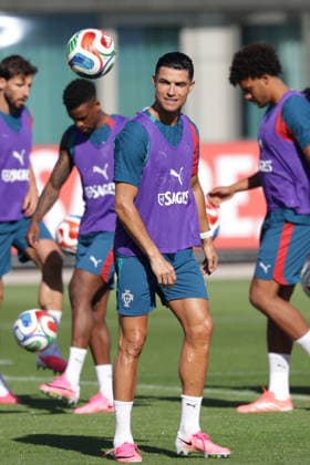 Training of the Portuguese national football team in the football city of Oeiras Portugal, June 4, 2026, in Alges, Portugal Cristiano Ronaldo Portugal ,7 Copyright: HMBxMedia FernandoxSoares