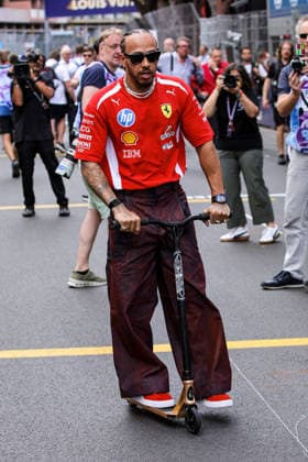 HAMILTON Lewis gbr , Scuderia Ferrari SF 26, portrait Monte Carlo Monaco
