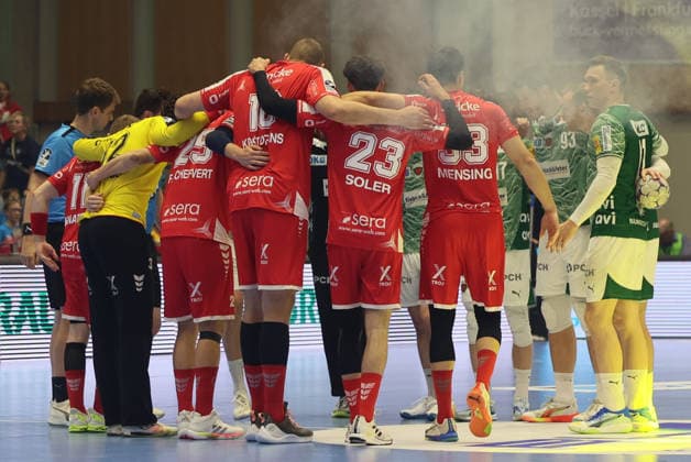 GER HBL Season 2025 2026 MT Melsungen vs FÜCHSE Berlin, 04 06 26, ROTHENBACH HALLE, Kassel Welcome, center circle, both teams