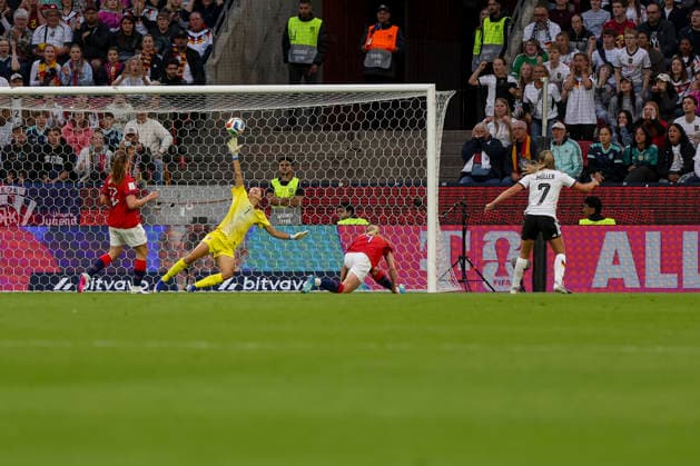 05 06 2026, GER, Soccer, Women, World Cup Qualification, Group A 4, Season 2025 2026, Germany Norway Marie Müller Germany scores the goal for 1 0 Cologne RheinEnergieSTADION North Rhine-Westphalia Germany Copyright: xAdrianxSchlüterx