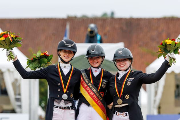 - Kür Deutsche Meisterschaften Dressur U25 Grand Prix Kür Balve, Reitanlage Schloss Wocklum 07. June 2026 -