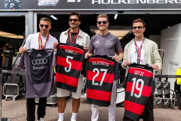 Lukas Podolski, Mars Hummels, Nico Huelkenberg Audi Revolut F1 Team, 27 and Mario Goetze with jerseys and their names on them, Monaco Grand Prix, Motorsport, Formula 1, 2026 season, 07 06 2026 Monaco Grand Prix, Motorsport, Formula 1, 2026 season, 07 06 2026 Copyright: xEibner-Pressefoto AlexanderxNeisx EP_ANS