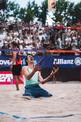 Beach volleyball men Allianz German Beach Tour 2026 Tourstop Berlin 07 06 2026 Jannik Kühlborn celebrates after the victory Berlin Funkhaus Beach Berlin Germany