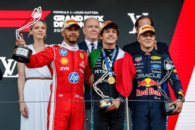 Podium with Charlene of Monaco, Lewis Hamilton Scuderia Ferrari HP, 44 , Fuerst Albert II of Monaco, Andrea Kimi Antonelli Mercedes AMG Petronas F1 Team, 12 , Isack Hadjar Oracle Red Bull Racing, 6 , Monaco Grand Prix, Motorsport, Formula 1, 2026 season, 07 06 2026 Monaco Grand Prix, Motorsport, Formula 1, 2026 season, 07 06 2026 Monte Carlo Copyright: xEibner-Pressefoto AlexanderxNeisx EP_ANS