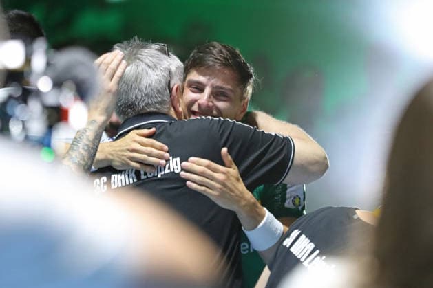 Handball DAIKIN HBL, SC DHfK Leipzig GWD Minden 07 06 2026 Many emotions at the farewell of Lucas Krzikalla 8, SC DHfK Leipzig Handball, DAIKIN HBL, 1 Bundesliga, Season 2025 2026, 34 Matchday SC DHfK Leipzig vs GWD Minden on 07 06 2026 at the Quarterback Immobilien Arena Leipzig Copyright: xBEAUTIFULxSPORTS JanxKaeferx
