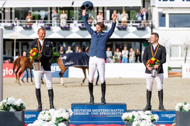* mit 2 Umläufen (1.55 m) - 2. Umlauf Finalwertung Deutsche Meisterschaften Springreiten 2026 Balve, Reitanlage Schloss Wocklum 07. June 2026 -