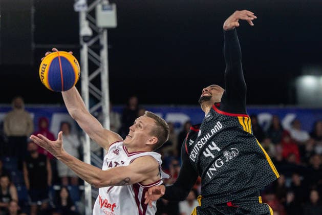 FIBA 3x3 World Cup Nauris Miezis, Kevin Bryant during FIBA 3x3 World Cup Final match Latvia vs Germany in Warsaw, Poland, on June 7, 2026 Warsaw Poland  Copyright: xFotoxOlimpikx originalFilename:jastrzebowski-fiba3x3w260607_npGjA
