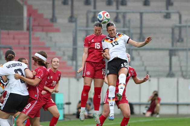 Soccer, U23 Women Germany Denmark, 08 06 26 Captain Karen Knudsen 15, Denmark U23 against Selina Ostermeier 15, Germany U23, Bayer Leverkusen in header duel Soccer, Test match U23 Women Germany Denmark on 08 06 26 at Leuna Chemie Stadium Halle Saale Copyright: xBEAUTIFULxSPORTS JanxKaeferx