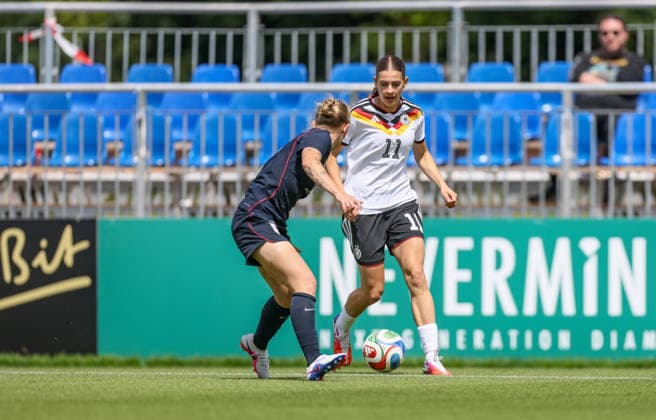 GER, Frankfurt, Germany U19 vs USA U19 friendly match, Football, DFB, 2025 2026 season, DFB Campus, second game in picture from l Hannah Jordan USA U19 Women 20 , Leni Marie Eggert Germany U19 Women 11 DFB DFL REGULATIONS PROHIBIT ANY USE OF PHOTOGRAPHS AS IMAGE SEQUENCES AND OR QUASI VIDEO, 09 06 2026 Copyright: HMBxMedia HendrikxHamelau