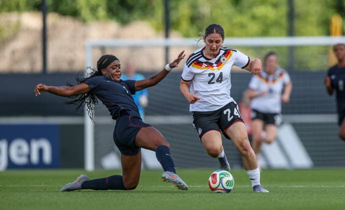 GER, Frankfurt, Germany U19 vs USA U19 friendly match, Football, DFB, 2025 2026 season, DFB Campus, second match in picture from l Jaida McGrew USA U19 Women 2 , Elira Terakaj Germany U19 Women 24 DFB DFL REGULATIONS PROHIBIT ANY USE OF PHOTOGRAPHS AS IMAGE SEQUENCES AND OR QUASI VIDEO, 09 06 2026 Copyright: HMBxMedia HendrikxHamelau