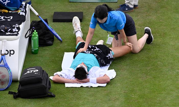 Daniel Altmaier GER injured Injury Treatment break Physio Physiotherapist Tennis Men BOSS Open ATP 250 Stuttgart 2026 Weissenhof BOSS Open ATP 250 Stuttgart 2026