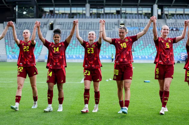 Jule Brand Germany , Shekiera Martinez Germany , Sophia Kleinherne Germany , Larissa Muehlhaus Germany and Camilla Kuever Germany cheer, FIFA Women s World Cup 2027 Qualifier, Slovenia v Germany, Stadion Stozice on June 09, 2026 in Ljubljana, Slovenia Photo by Marco Steinbrenner DeFodi Images Jule Brand Germany , Shekiera Martinez Germany , Sophia Kleinherne Germany , Larissa Muehlhaus Germany and Camilla Kuever Germany cheer, FIFA Women s World Cup 2027 Qualifier, Slovenia v Germany, Stadion Stozice, June 9, 2026 in Ljubljana, Slovenia Photo by Marco Steinbrenner DeFodi Images
