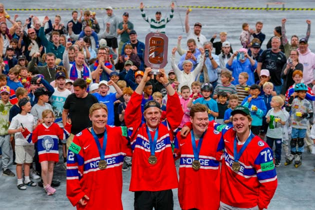 The World Cup trophy comes to Jordal Amfi Oslo 20260611 Ice hockey players Mathias Arnkvaern, Michael Brandsegg Nygard, Thomas Olsen and Stian Solberg all made history with their victory over Canada in the bronze final of this years Ice Hockey World Cup All the players have a background from Valerenga On Thursday, the World Cup trophy finally arrived at Jordal Amfi where Valerenga ice hockey has its home field Photo Heiko Junge NTB Oslo Norway EDITORIAL USE ONLY RESTRICTED USE FOR BETTING COMPANIES  Copyright: xHeikoxJungex xNTBx