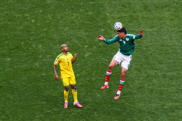 June 3, 2026, Mexico City, Mexico City, Mexico: Edson Alvarez of Mexico (R) heads the ball during the FIFA World Cup, WM, Weltmeisterschaft, Fussball 2026 match between Mexico and South Africa. Mexico hosted South Africa at Mexico City Stadium on June 11, 2026 in Mexico City, Mexico Mexico City Mexico - ZUMAf196 20260603_zsp_f196_012 Copyright: xMartinxFonsecax