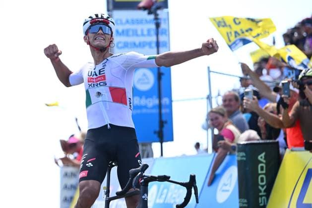 Tour Auvergne - Rhone-Alpes 2026 Stage 7 GRAND COLOMBIER, FRANCE - JUNE 13 : Del Toro Isaac (MEX) of UAE Team Emirates XRG during stage 7 of the 78th edition of Tour Auvergne - Rhone-Alpes an UCI World Tour 2.UWT cycling road race stage for Men Elite of 133.6 km with start in La Bridoire and finish in Grand Colombier on June 13, 2026 in Grand Colombier, France, 13 06 2026 ( Motordriver Guy De Vuyst - Grand Colombier France  Copyright: xVincentxKalutx
