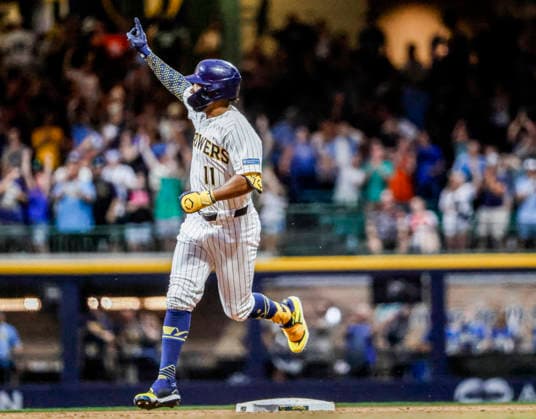 Milwaukee Brewers left fielder Jackson Chourio runs the bases after hitting a two RBI home run in the seventh inning of the MLB, Baseball Herren, USA game between the Philadelphia Phillies and the Milwaukee Brewers at American Family Field in Milwaukee, Wisconsin on Saturday, June 13, 2026.  MIL20260613837 TANNENxMAURY