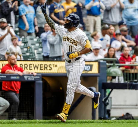 Milwaukee Brewers left fielder Jackson Chourio reacts after hitting a home run in the first inning of the MLB, Baseball Herren, USA game between the Philadelphia Phillies and the Milwaukee Brewers at American Family Field in Milwaukee, Wisconsin on Sunday, June 14, 2026.  MIL20260614810 TANNENxMAURY