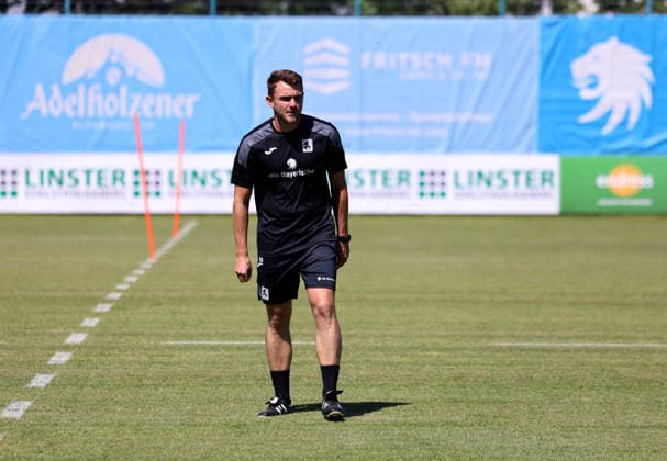 Soccer, Mens, Bavarian Regional League, 2026–2027 Season, TSV 1860 Munich, Training, Grünwalder Strasse 114 Tobias Stefer, athletic trainer for TSV 1860 Munich, standing on the training field,detected_source_language
