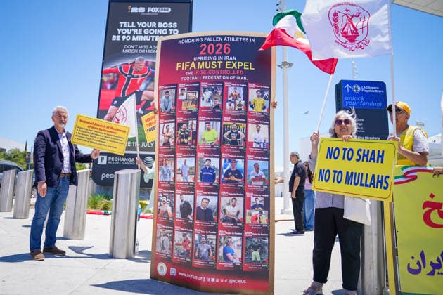 USA Soccer 2026 FIFA World Cup Iranian exiles demonstrate outside SoFi Stadium ahead of a 2026 FIFA World Cup match against the Islamic Republic of Iran. The activists are commemorating athletes who have been killed or persecuted and are calling for the exclusion of the Iranian Football FederationThe protests are linked to the Woman, Life, Freedom movement,detected_source_language Copyright: xJOERANxSTEINSIEKx