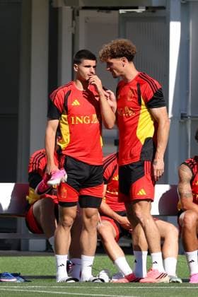 Belgium s Matias Fernandez-Pardo and Belgium s Thomas Meunier pictured during a training of Belgian national soccer team Red Devils, at the basecamp in Seattle, USA on Wednesday 17 June 2026, at the FIFA World Cup, WM, Weltmeisterschaft, Fussball 2026. BRUNOxFAHY  x178021009x