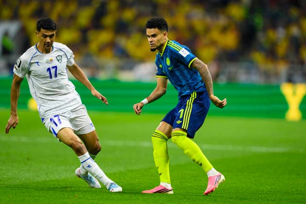 June 17, 2026, Mexico City, Mexico City, Mexico: Dostonbek Khamdamov of Uzbekistan (L) in action against Luis Diaz of Colombia (R) during the FIFA World Cup, WM, Weltmeisterschaft, Fussball 2026 match between Uzbekistan and Colombia. Uzbekistan hosted Colombia at Mexico City Stadium on June 17, 2026 in Mexico City, Mexico Soccer 2026: Uzbekistan 1:3 Colombia - FIFA World Cup 2026  - ZUMAf196 20260617_zsp_f196_043 Copyright: xMartinxFonsecax