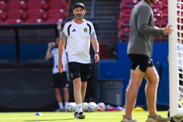 260624 Assistant coach Andreas Georgson of the Swedish national soccer team at a training session on Day 14 of the 2026 FIFA World Cup on June 24, 2026 in Dallas. Photo by Ludvig Thunman, BILDBYRAN. Code: LT PA1256. soccer, football, soccer World Cup, 2026 FIFA World Cup, training, Sweden, Sweden A, day 14 bbeng  Copyright: LUDVIGxTHUNMAN BB260624LT058