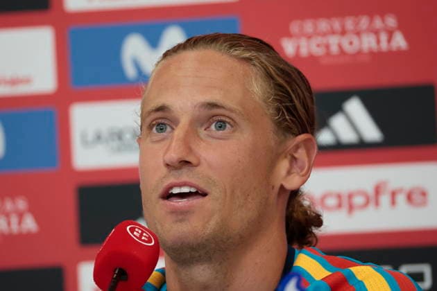 Football, Spain national team, Marcos Llorente announces his retirement – archive footage