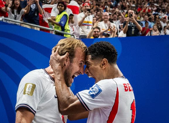 260701 Harry Kane and Jude Bellingham celebrate the 1-1 goal during the 2026 FIFA World Cup Round of 32 soccer match between England and the Democratic Republic of the Congo on July 1, 2026 in Atlanta. Photo by Jon Olav Nesvold. BILDBYRAN COP 217 JE0138 soccer football fotball World Cup soccer World Cup 2026 FIFA World Cup 2026 Round of 32 21 BBENG celebration, cheering  Copyright: JONxOLAVxNESVOLD BB260701JE111