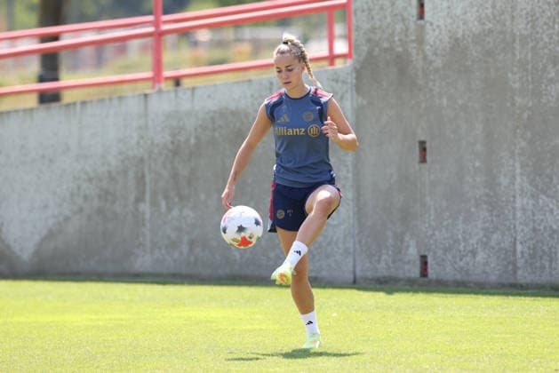 Giulia Gwinn, FC Bayern Munich, July 7, during individual training with the ball, GER, FC Bayern Munich Women s Training, Soccer, Google Pixel Women s Bundesliga, 2026–2027 Season, July 16, 2026, GER, FC Bayern Munich Women’s Training, Soccer, Google Pixel Women’s Bundesliga, 2026–2027 Season, July 16, 2026, Munich Copyright: xEibner-Pressefoto JennixMaulx EP_JML