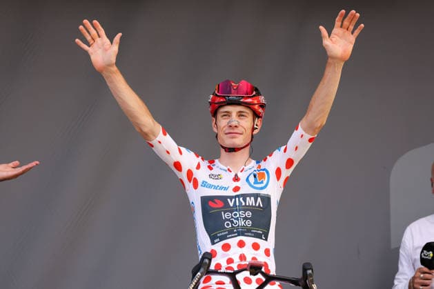 Mulhouse, France JONAS VINGEGAARD OF TEAM VISMA LEASE A BIKE before the start of Stage 14 of the 2026 Tour de France, from Mulhouse to Le Markstein Fellering, on July 18, 2026, in Mulhouse, France Copyright: HMBxMedia JoaquimxFerreira
